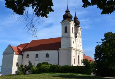 Gyönyörű lett a felújított Tihanyi Bencés Apátság