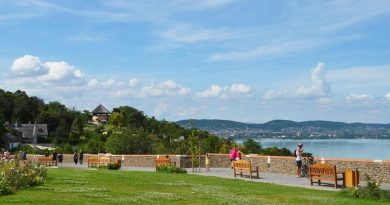 Tényleg létezik olyan, hogy tihanyi visszhang?