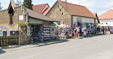 Ismét kétirányú a tihanyi Kossuth Lajos utca